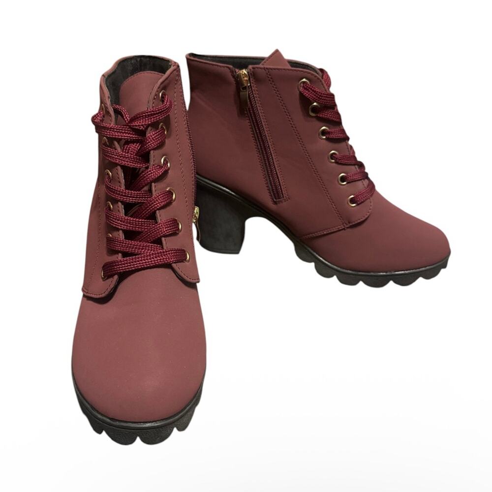 Women's Lace-up Chunky Heel Ankle Boots with Side Zipper & Gold Buckle Size 10